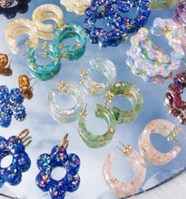 Charger l'image dans la galerie, MINI CRÉOLES • Existe en plusieurs couleurs !