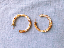 Charger l'image dans la galerie, BIG CRÉOLES • Plusieurs couleurs disponibles !